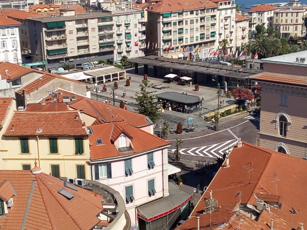 Da Cipollina In Pieno Centro Apartment Sanremo Exterior photo